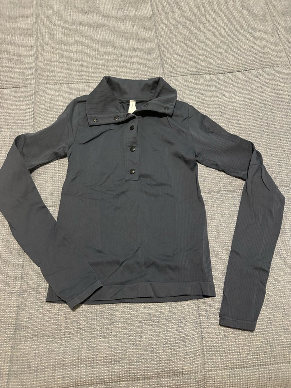 Athleta Charcoal Button-Up Long Sleeve Top, blue/gray
